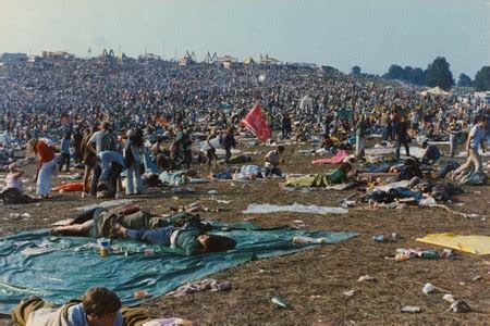 woodstock nudi|Remembering Woodstock: Naked men, bounced checks and。